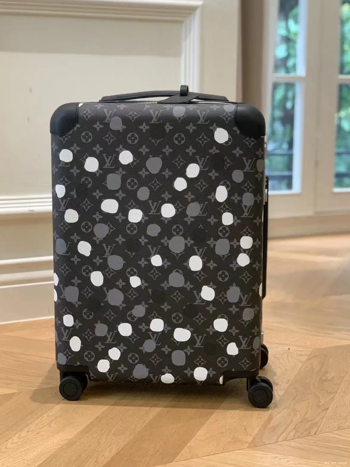 55 POLKADOT SUITCASE CUSTOM 37L YAYOI HORIZON CABIN 0615